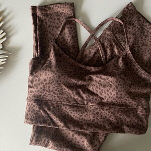 Scorpio Sol set brown cheetah